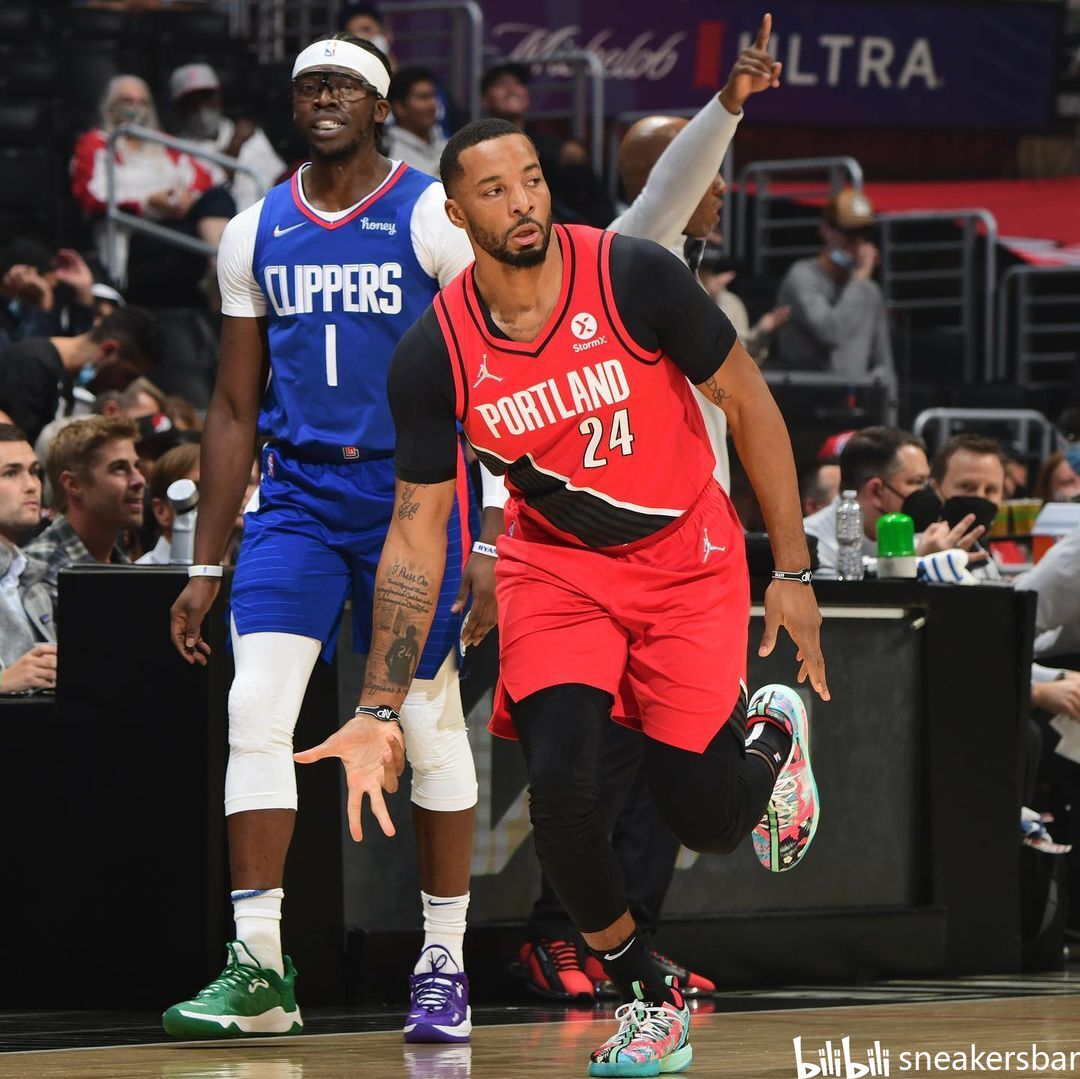 鉴了这种策 鉴了这种策